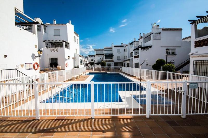 Apartamento Primera Linea De Playa Manilva Exteriör bild